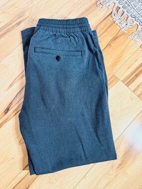 Abercrombie & Fitch Men's Charcoal Elastic-Waist Joggers